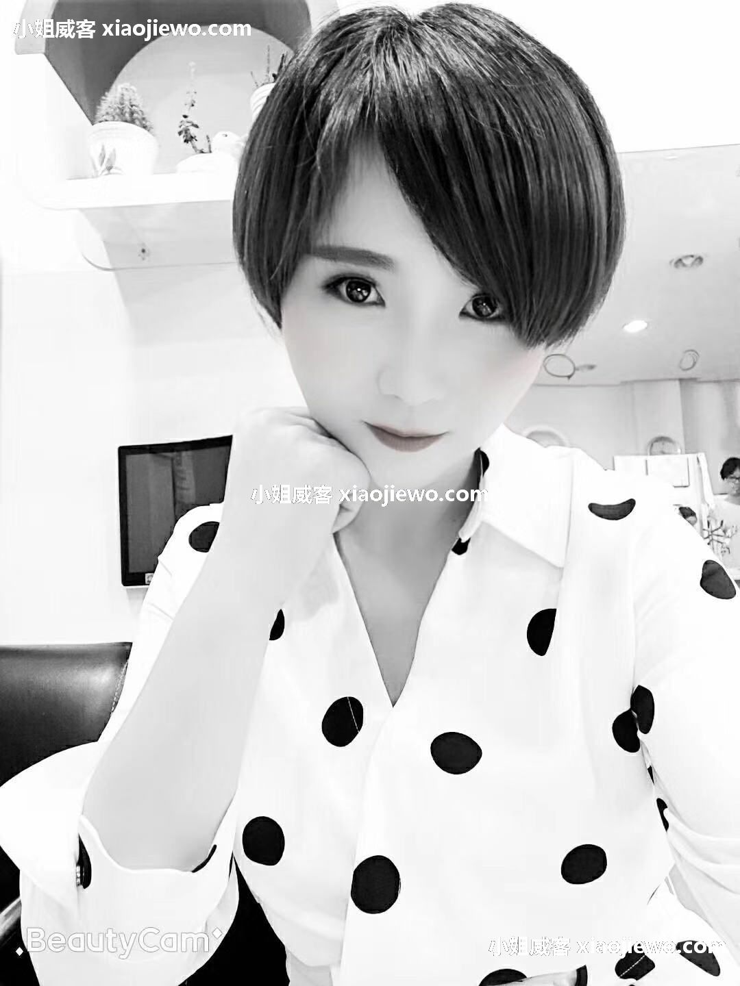 xiaojiewo.comСһСļְŮĸˣмȥ⣬Ů