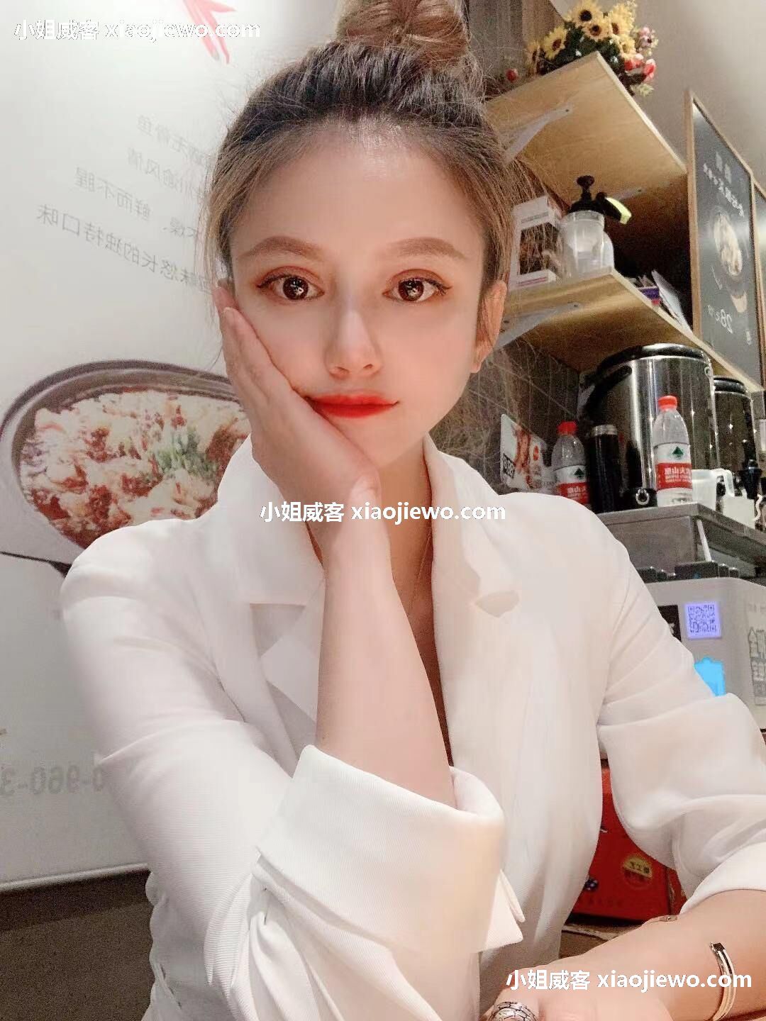 xiaojiewo.comСѪȻͷ̨ׯ֪С
