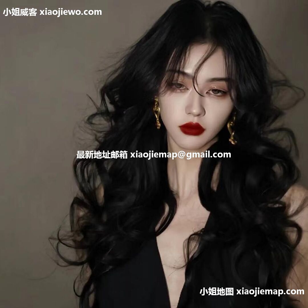 xiaojiewo.comС䳲ܻ˫Ů