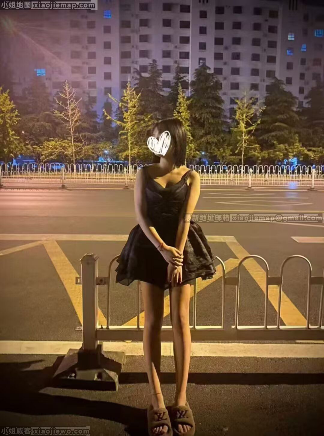 xiaojiewo.comСԸŮǼȺȺֵȥ